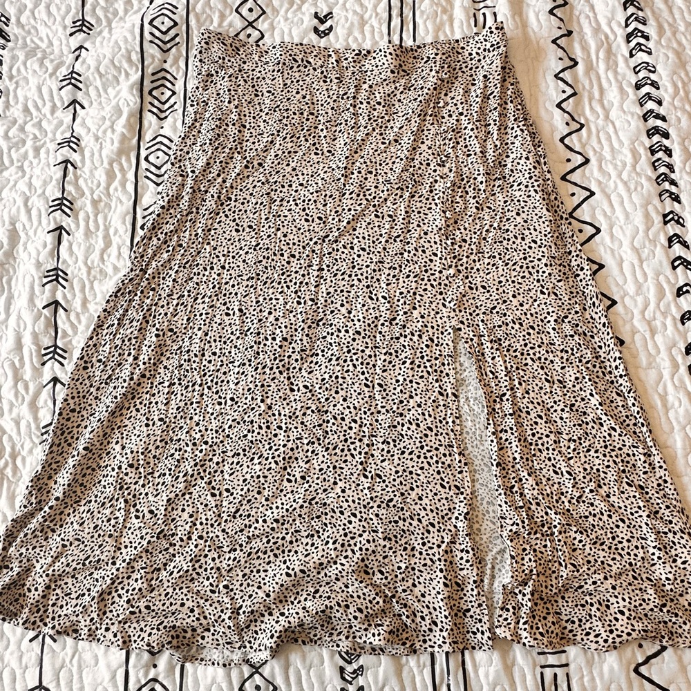 Tribal A-Line Midi Skirt – Size Large – Ivory Beige & Black Dot Print